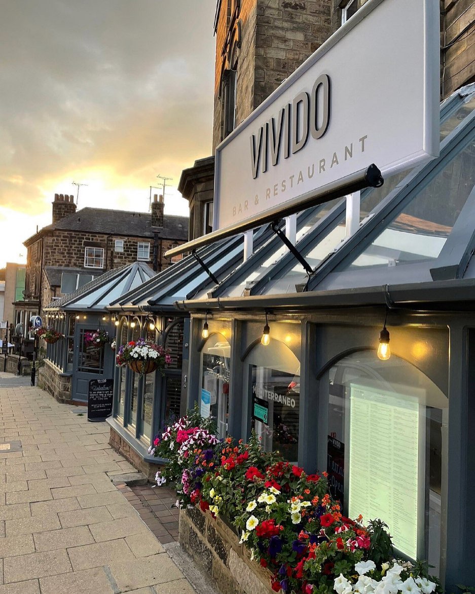 Vivido Storefront